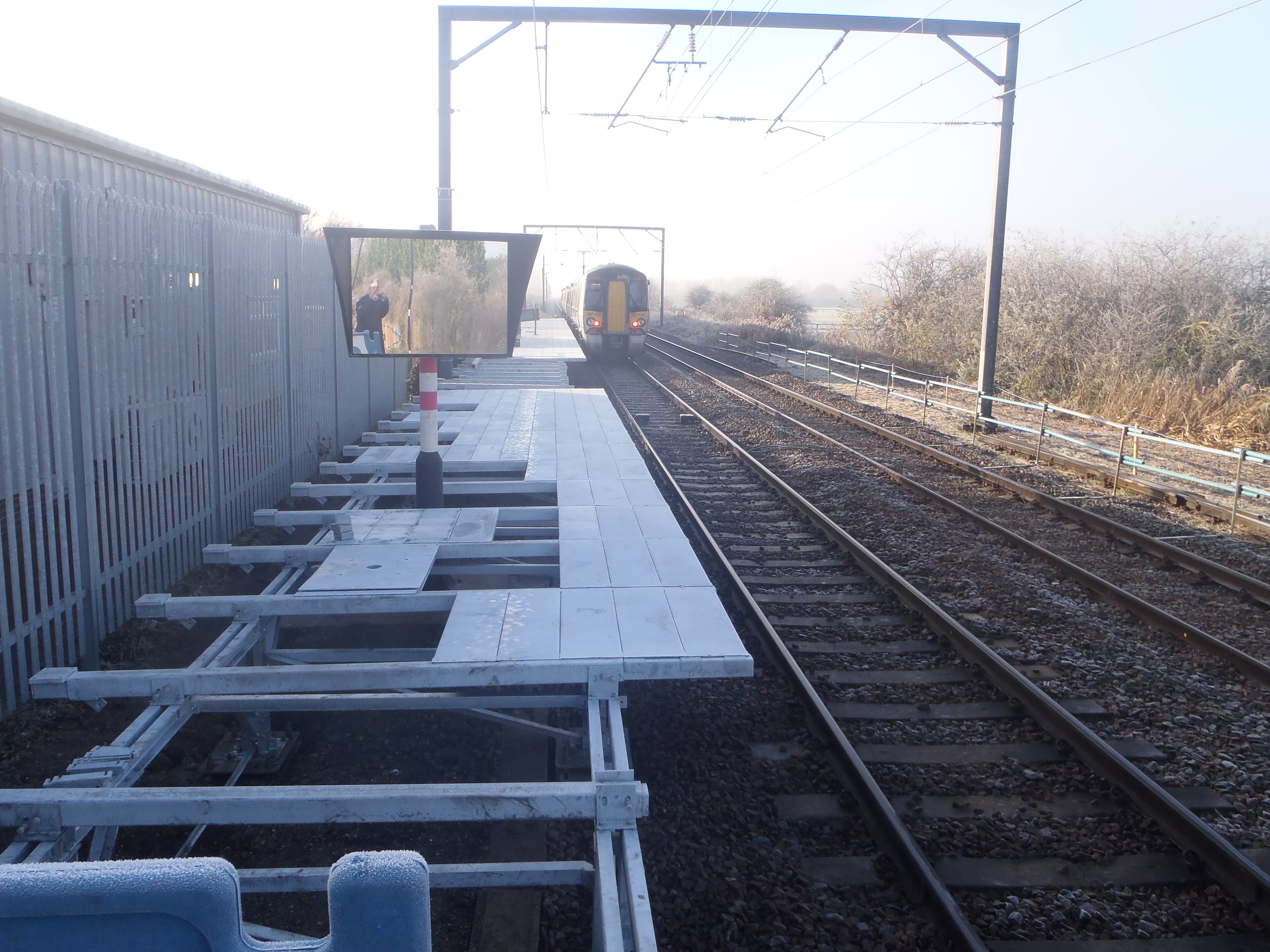 looking south from up platform